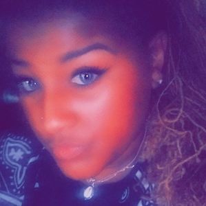 Meet your Posher, Jazmin